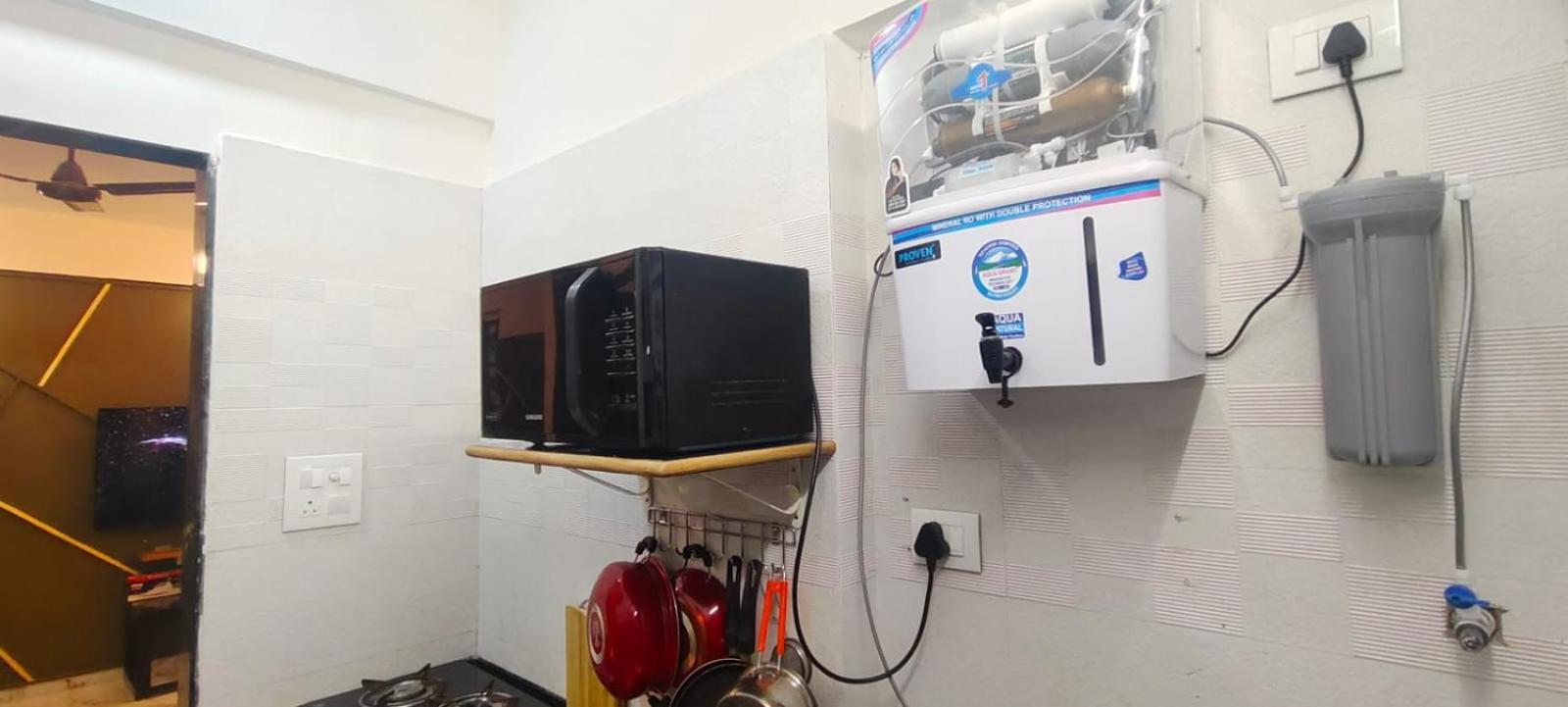 Elegant 1bhk At Bandra W Close To Lilavati Hospital Bombaj